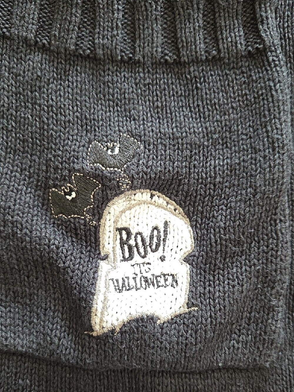 RARE Vintage Disney Store Winnie the Pooh Halloween Cardigan Sweater Shirt Small - Picture 8 of 16